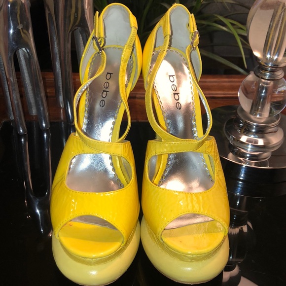soulier bebe yellow